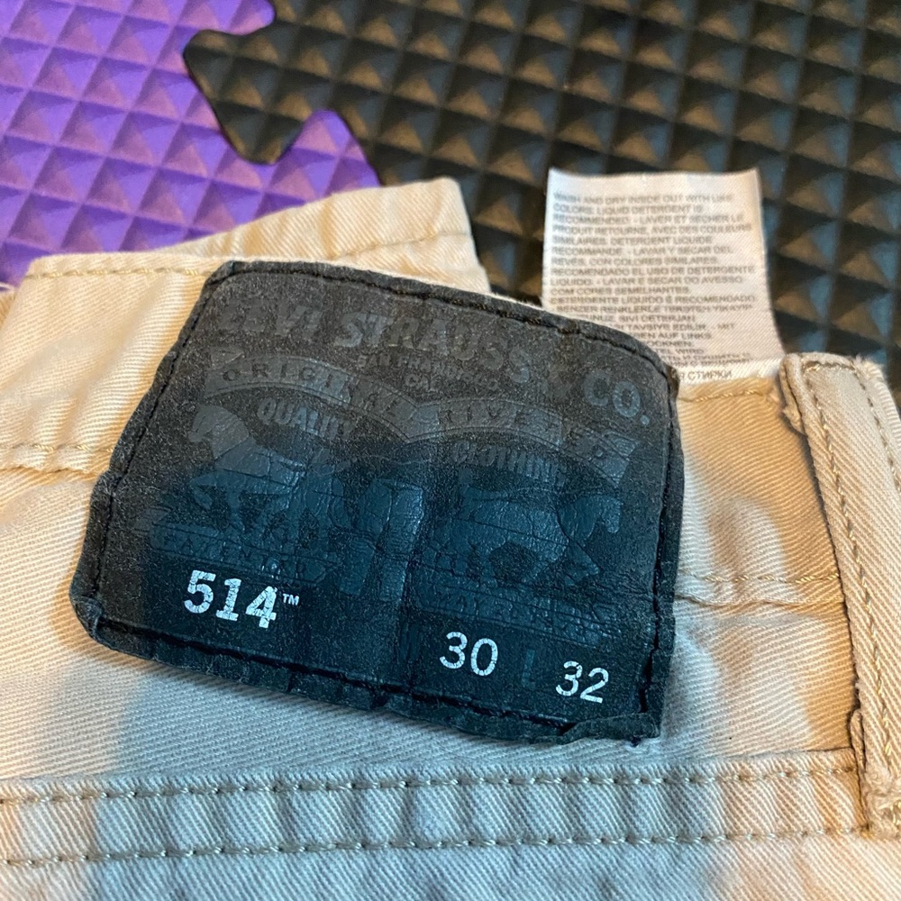 Mens Levi khaki